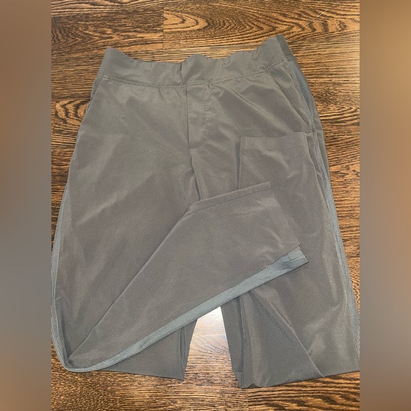 Athleta Women’s Olive Green Joggers S 2 - Picture 2 of 5